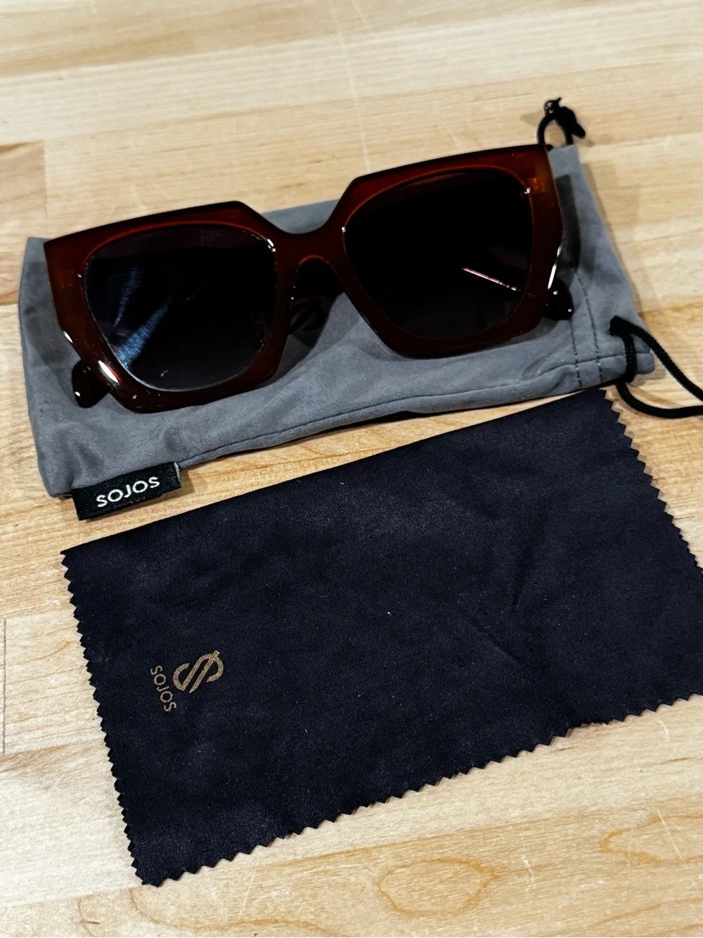 SOJOS Women's Brown Cat-Eye Sunglasses - Fashion Polarized Shades